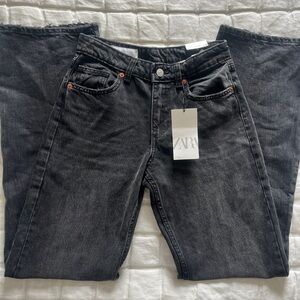 Brand new Zara Mid-Rise Full Length Jeans